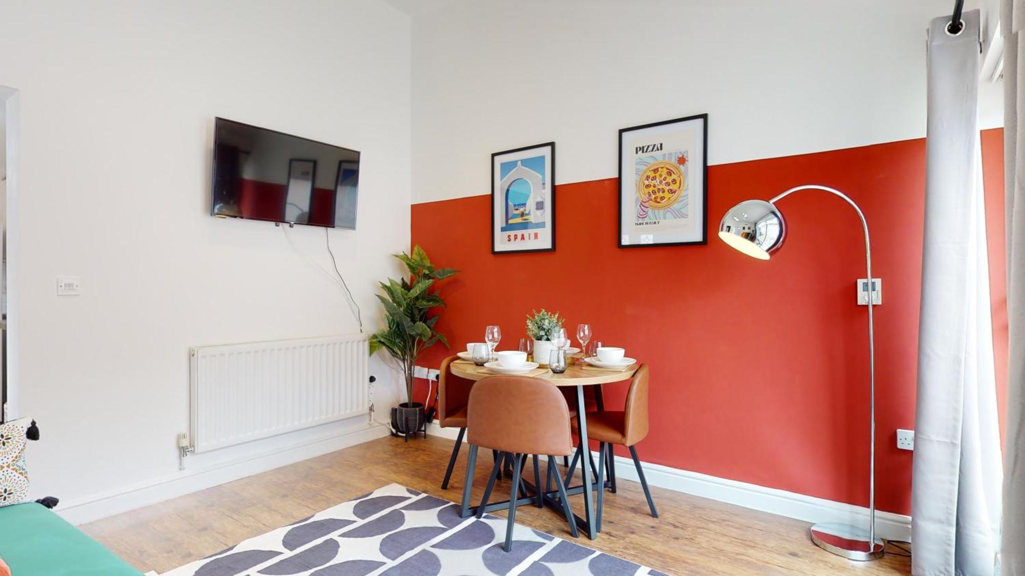 Cosy Cardiff Apartment And Patio Exterior photo