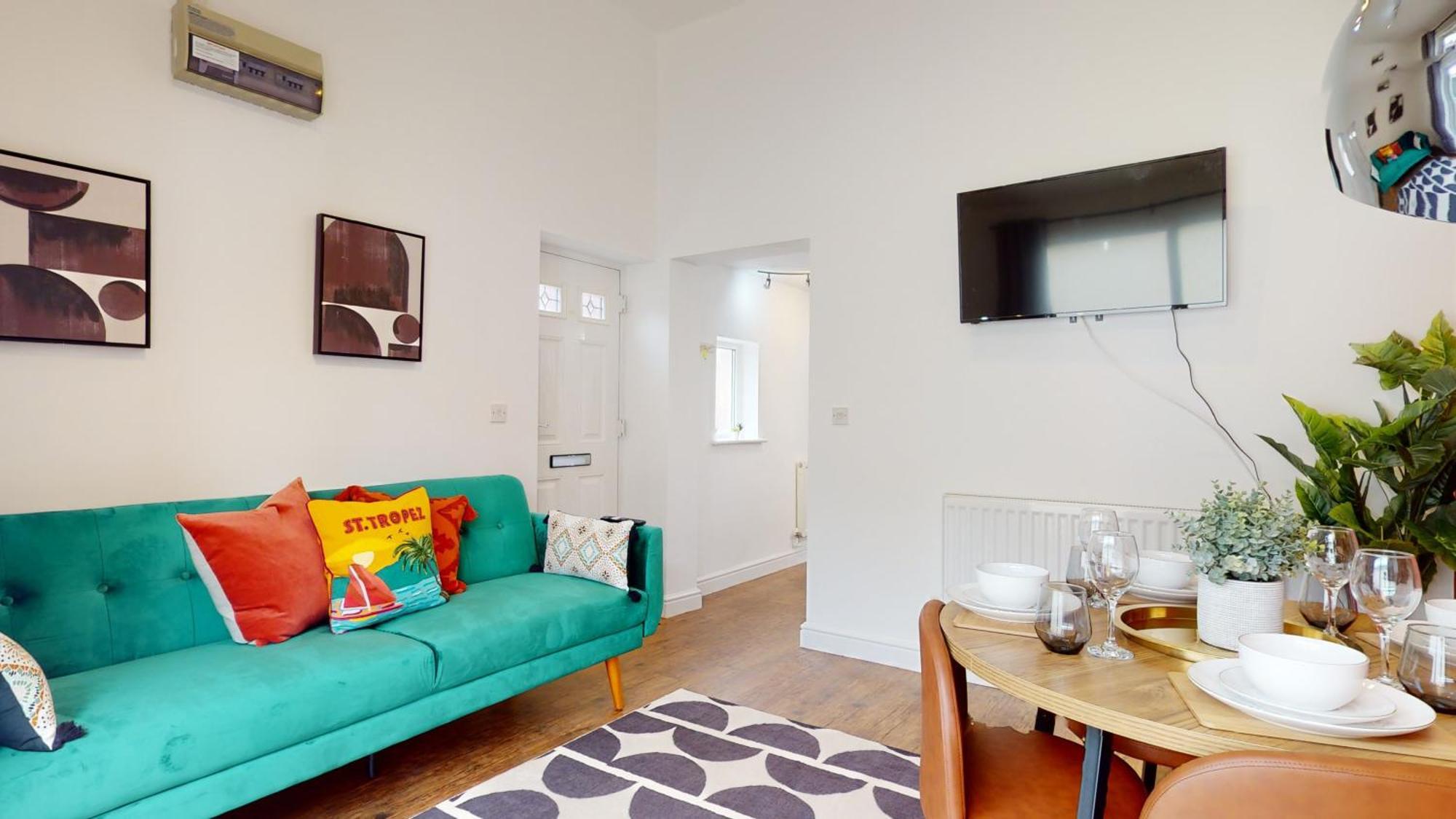 Cosy Cardiff Apartment And Patio Exterior photo